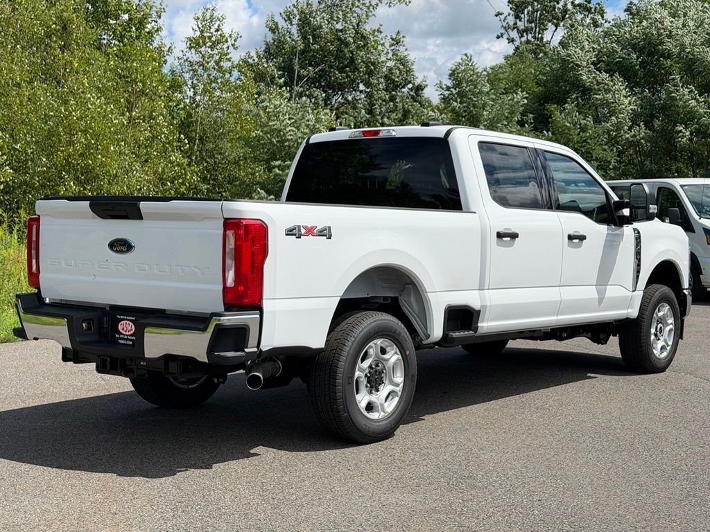 New 2026 White Ford XLT image 23