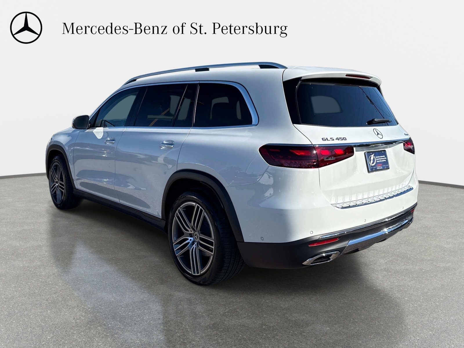 New 2026 Polar White Mercedes-Benz 450 4MATIC® SUV image 3
