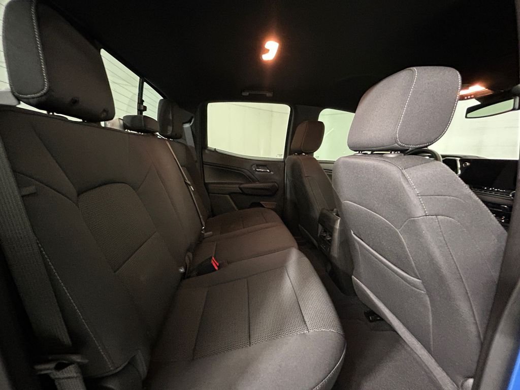 Used 2025 Blue GMC Elevation image 17