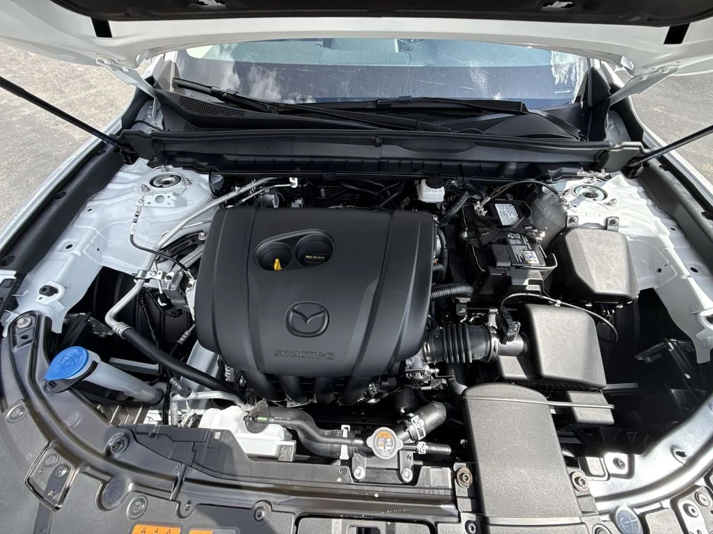 New 2026 Wind Chill Pearl Mazda 2.5 S Preferred AWD image 29