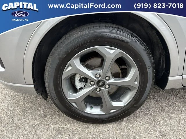 Used 2023 Silver Ford ST-Line image 12