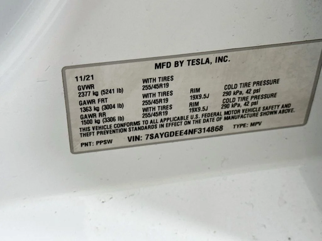 Used 2022 White Tesla Long Range image 32