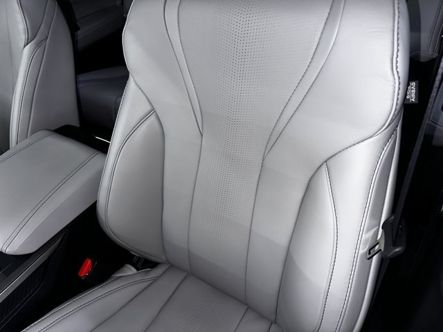 Used 2026 Solar Silver Metallic Acura w/Technology Package image 10