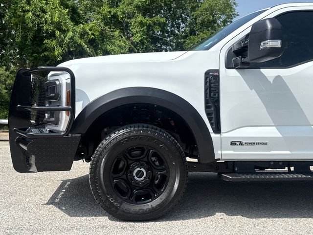Used 2026 White Ford XL image 5