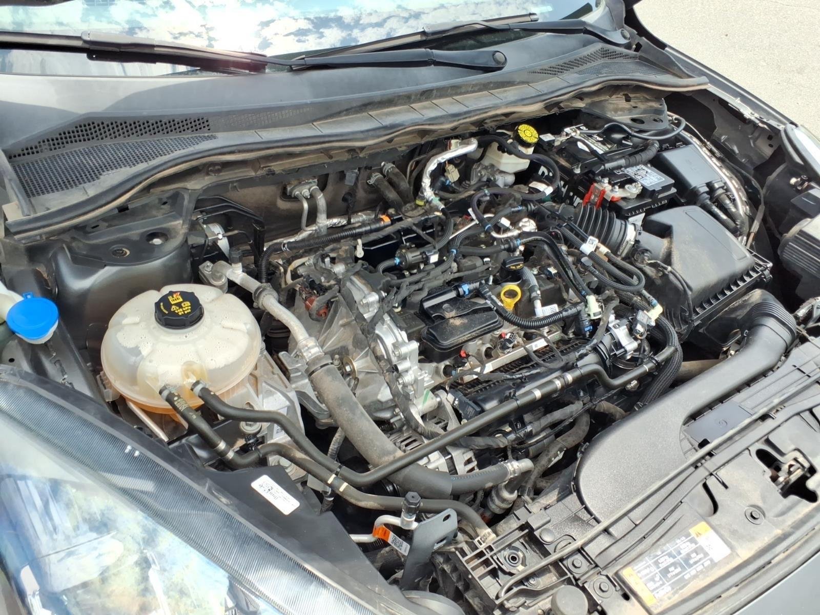 Used 2020 Magnetic Ford SE image 29