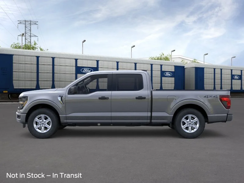 New 2026 Carbonized Gray Metallic Ford XLT image 3