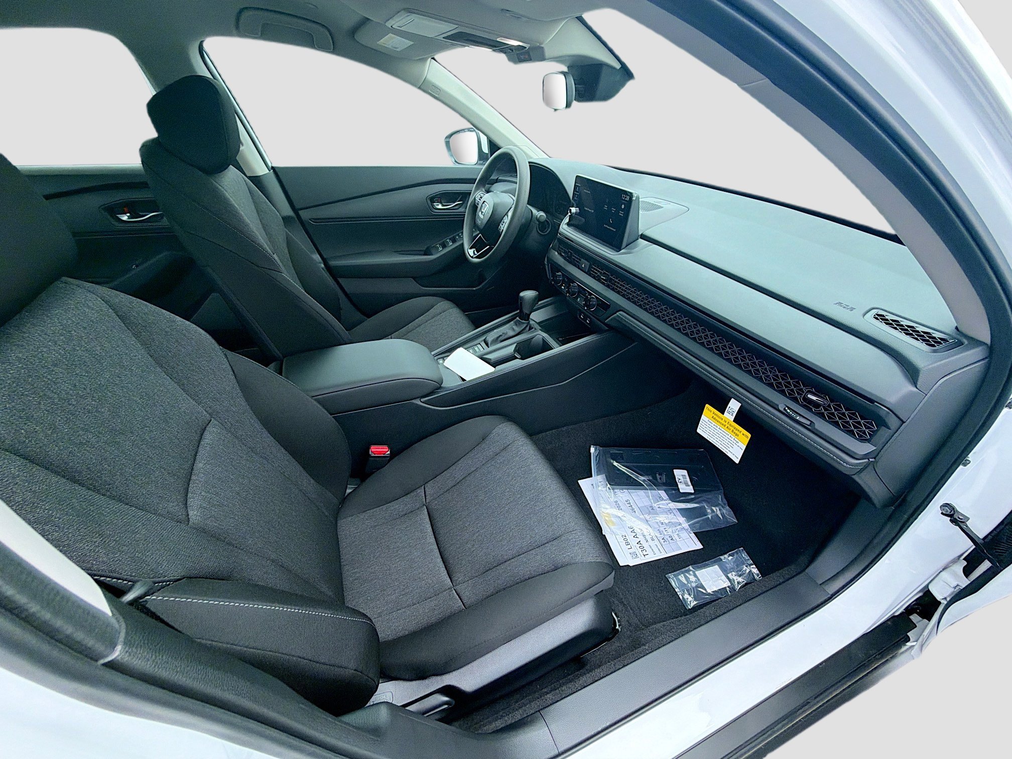 New 2026 Platinum White Pearl Honda LX image 23