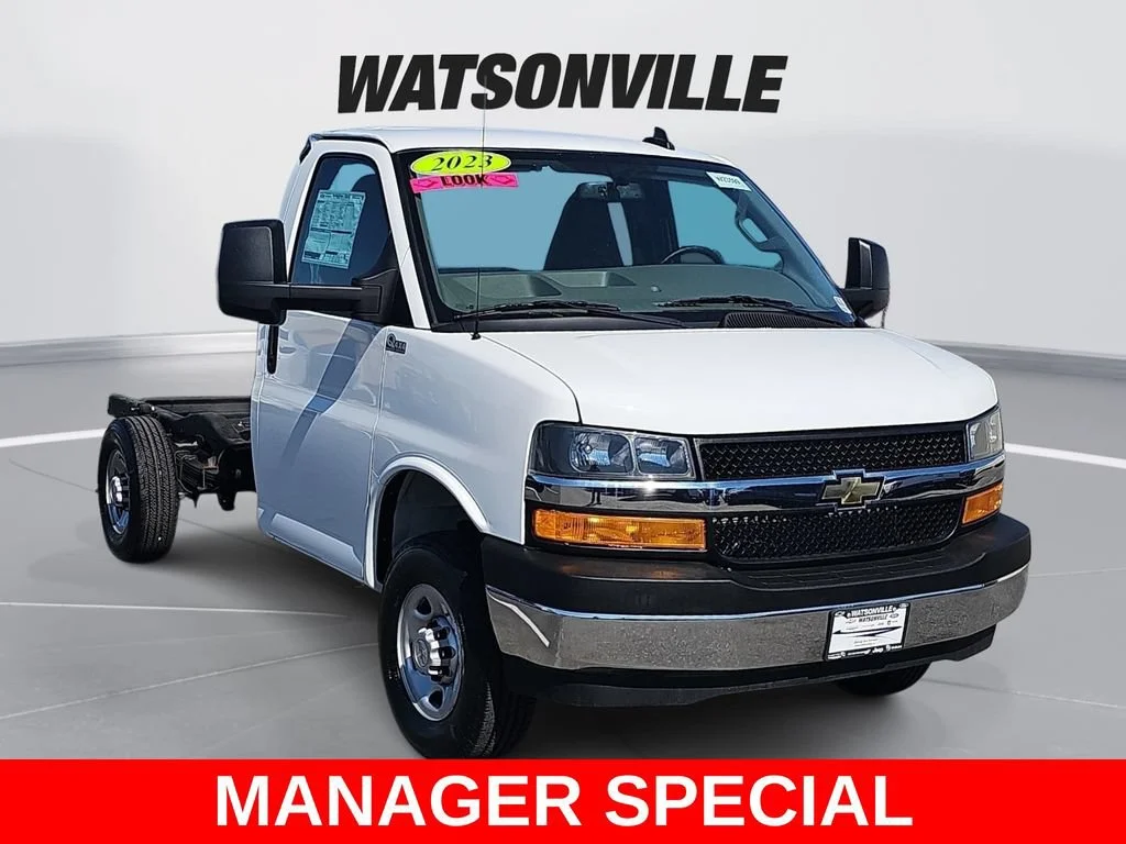 2023 Chevrolet Express 3500 139" WB's photo