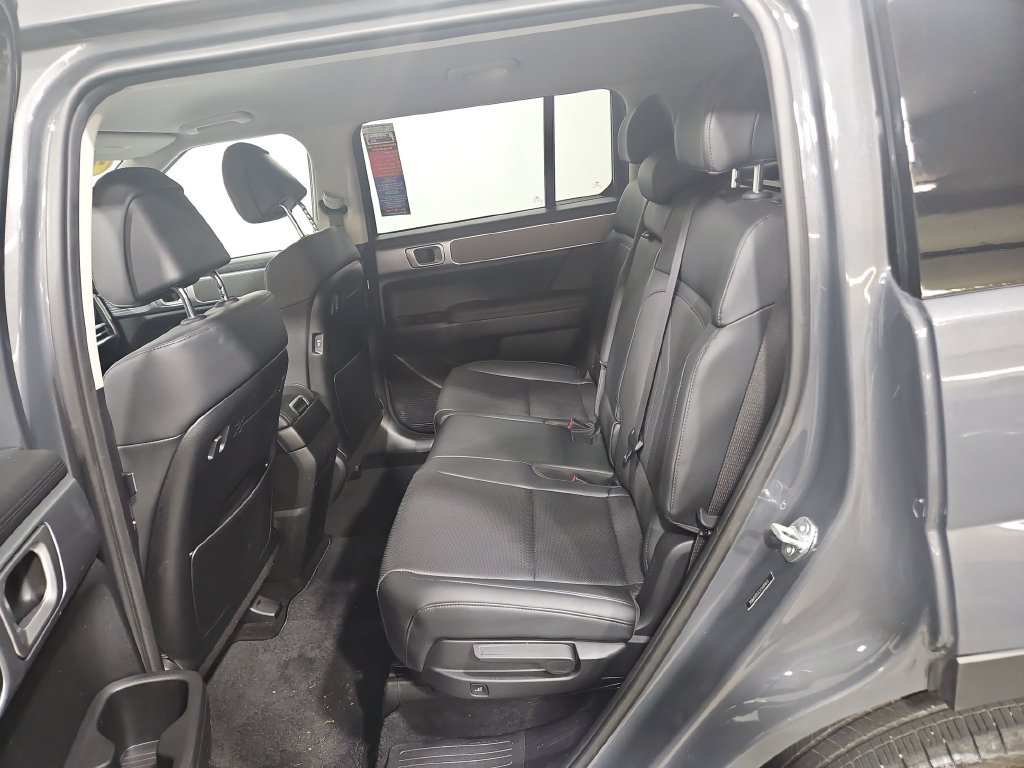 Used 2026 Gray Hyundai SEL image 25