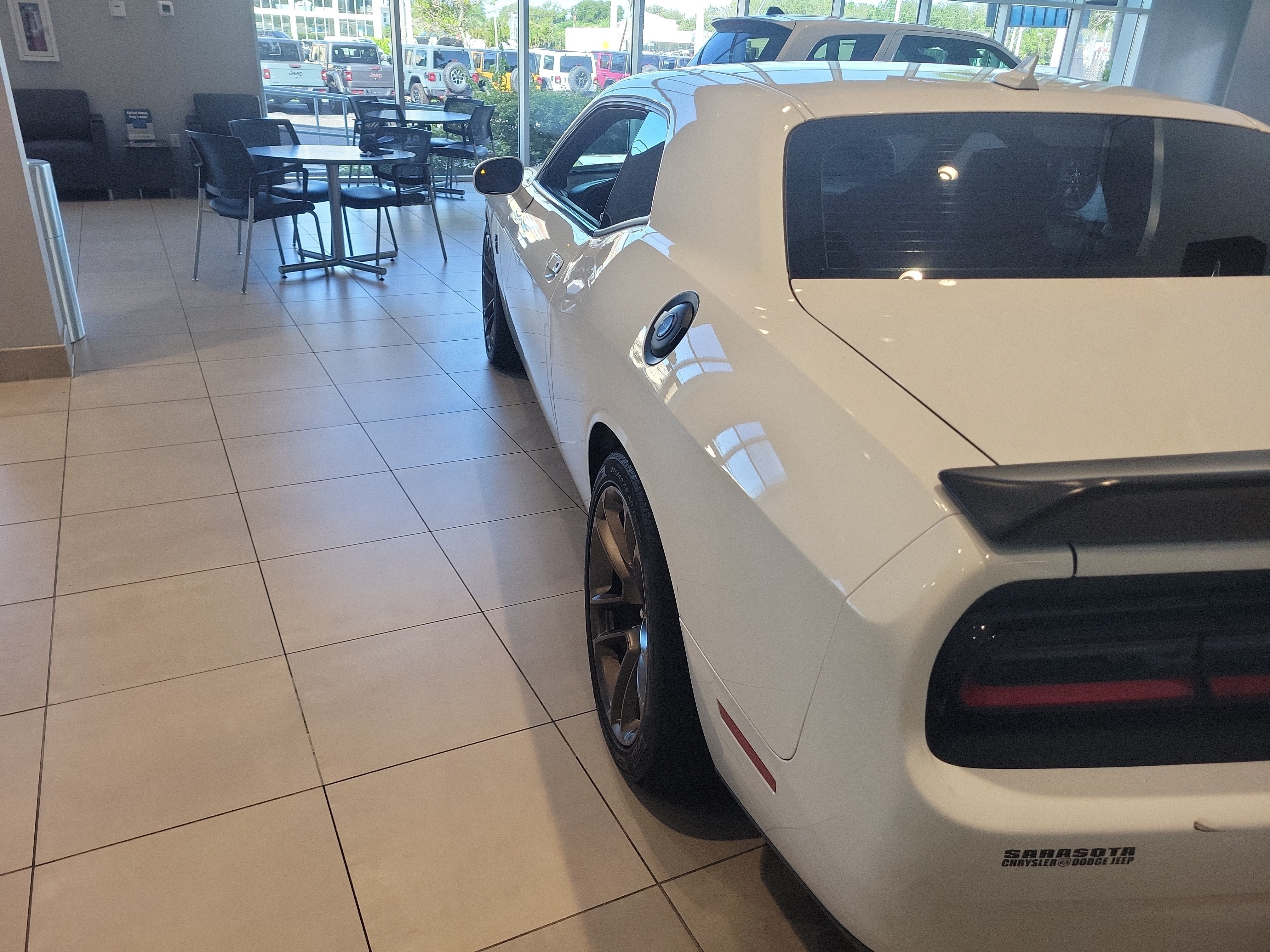 Used 2023 White Knuckle Clearcoat Dodge SRT Hellcat Jailbreak image 4