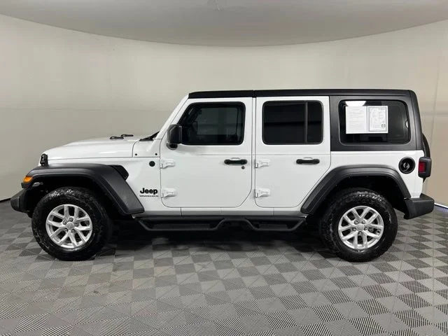 Used 2024 White Jeep Sport image 4