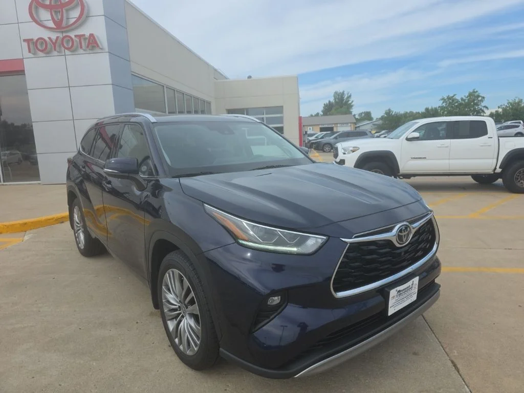 2021 Toyota Highlander Platinum