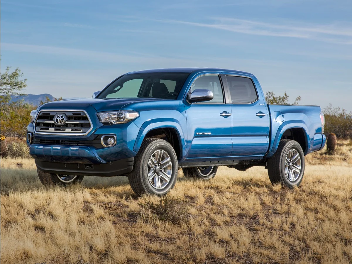 Used 2017 Black Toyota  image 3