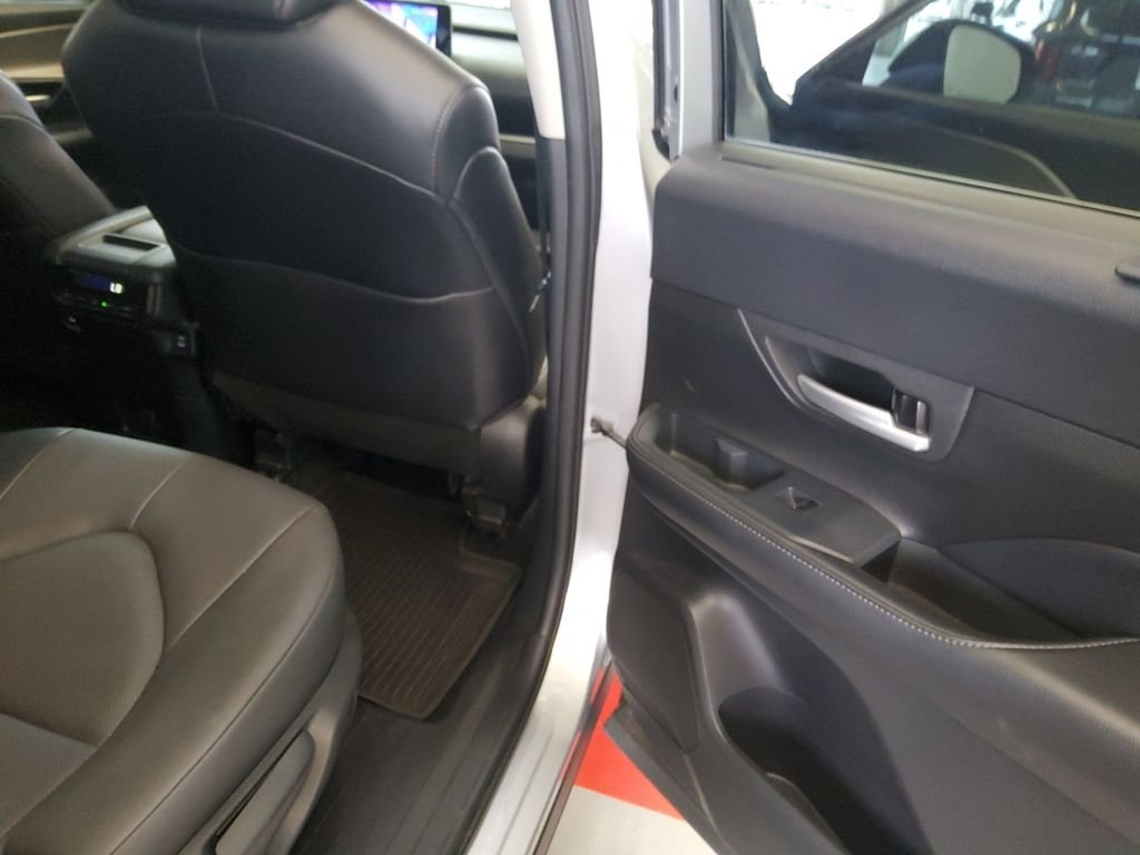 Used 2024 Silver Toyota XLE image 17
