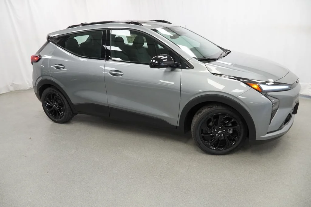 New 2027 Sterling Grey Metallic Chevrolet RS image 5