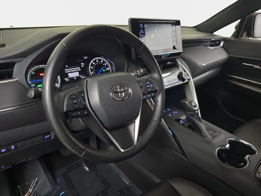Used 2022 Red Toyota XLE image 18
