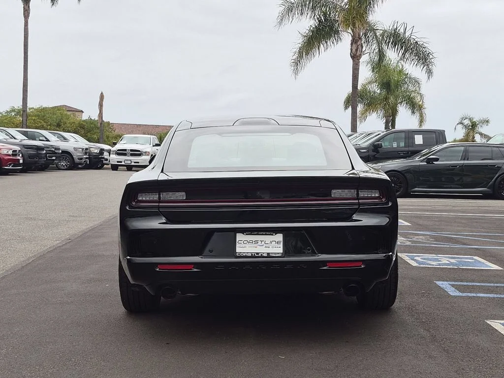 New 2026 Diamond Black Crystal Pearlcoat Dodge R/T Plus image 6