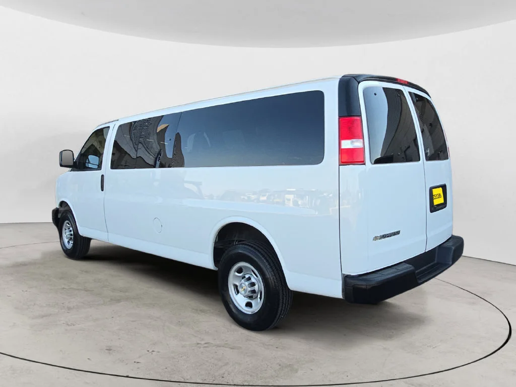 2023 Chevrolet Express Passenger LS - Photo 11