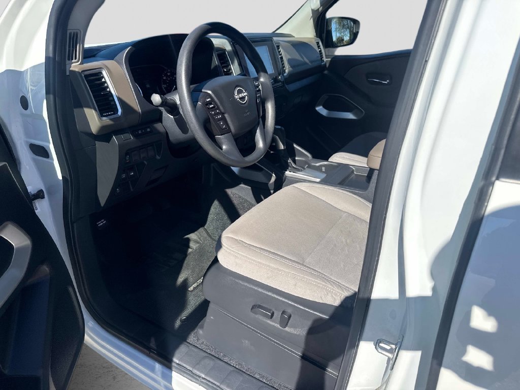 Used 2024 White Nissan SV image 16