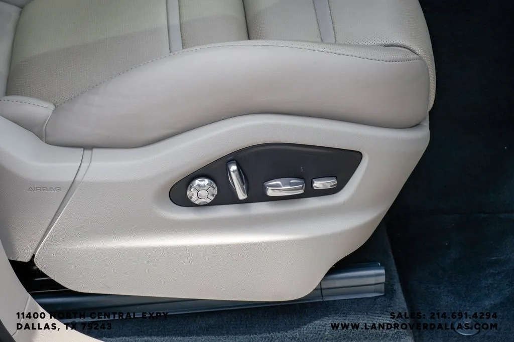 Used 2021 Moonlight Blue Metallic Porsche S image 38