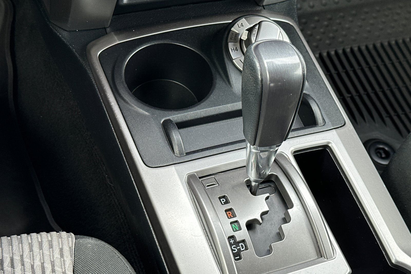 2024 Toyota 4Runner SR5 - Photo 24