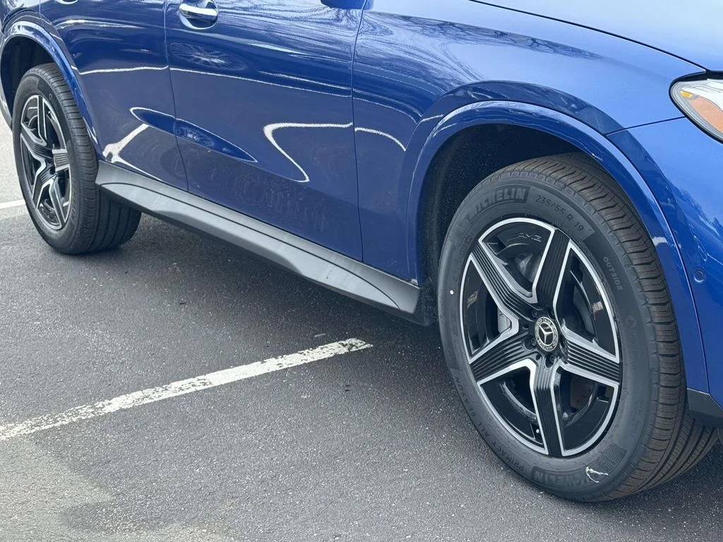 New 2026 Blue Mercedes-Benz GLC 300 image 12