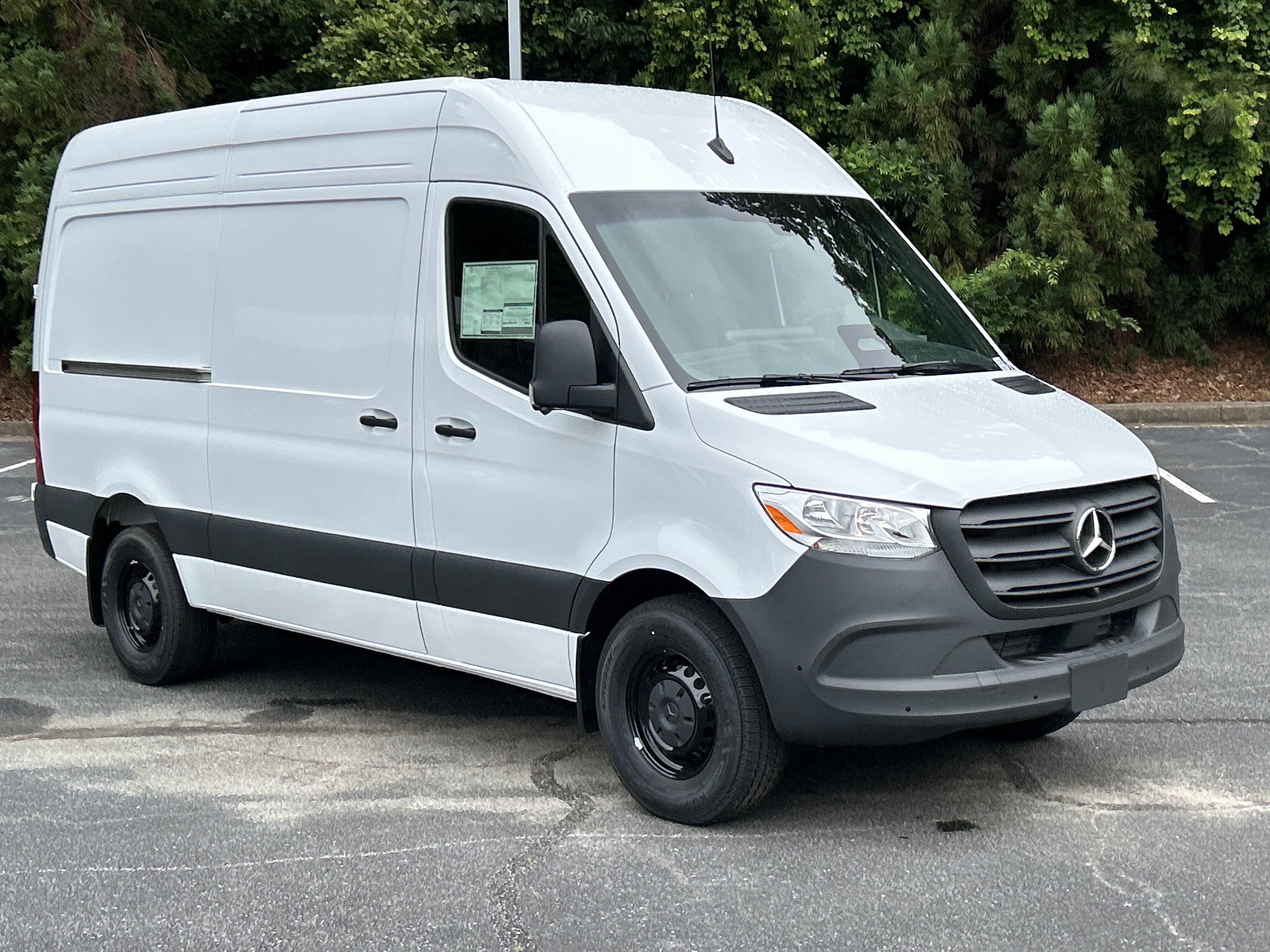 New 2026 Arctic White Mercedes-Benz 2500 Standard Roof I4 Diesel 144 RWD image 4