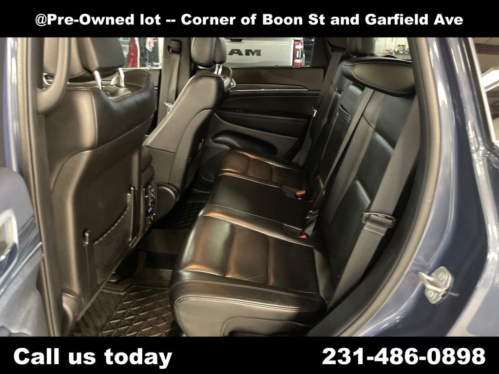 Used 2021 Blue Jeep Limited image 27