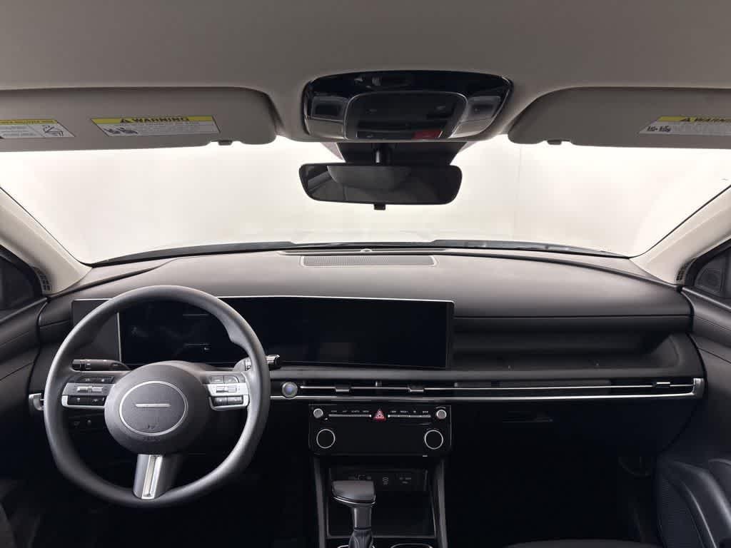 New 2026 Shimmering Silver Hyundai SEL FWD image 19