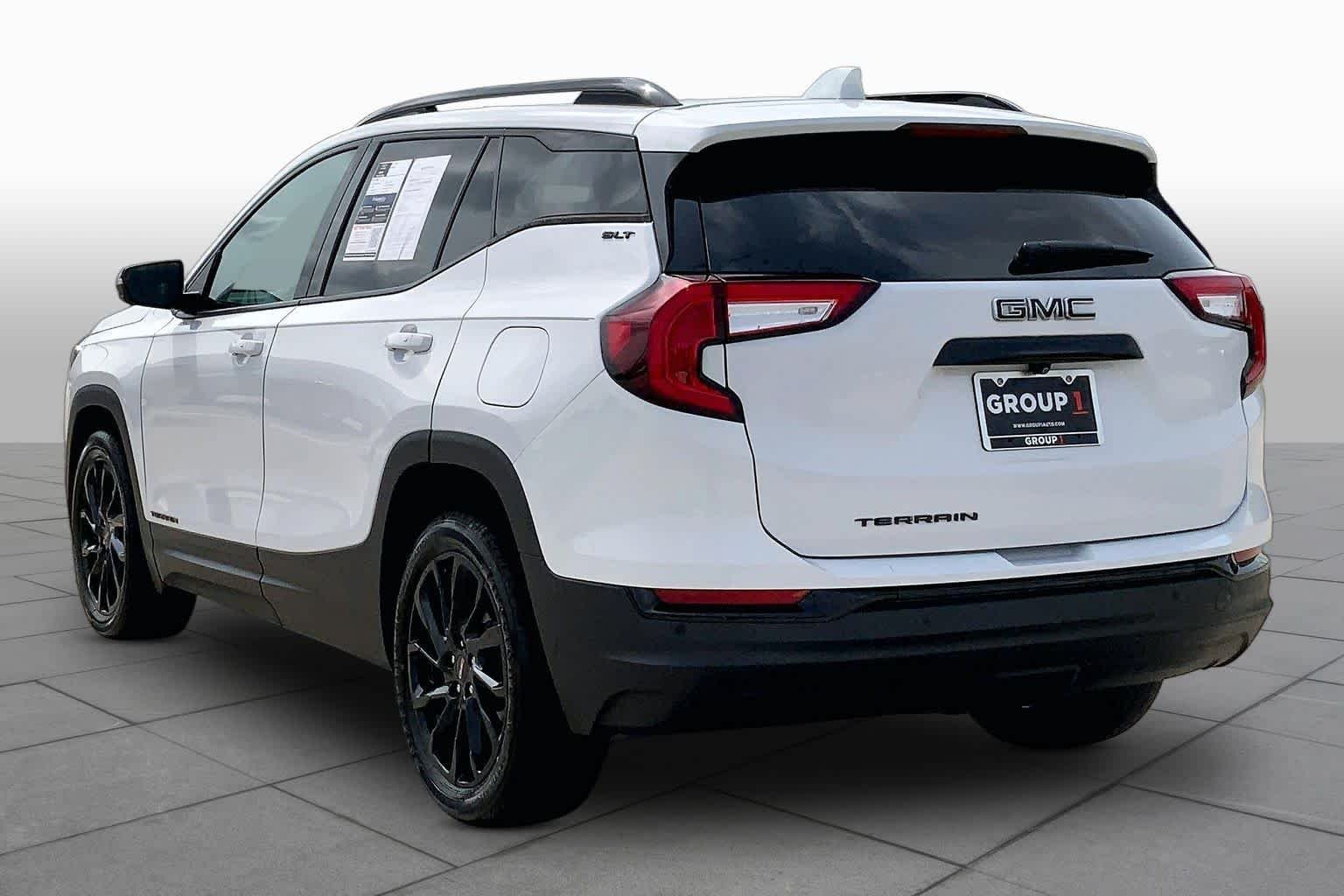 Used 2023 Summit White GMC SLT image 12