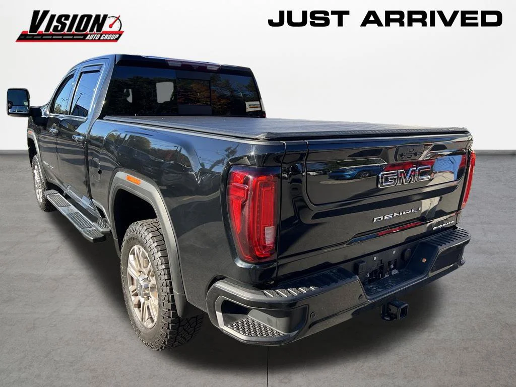 Used 2022 Black GMC Denali image 3