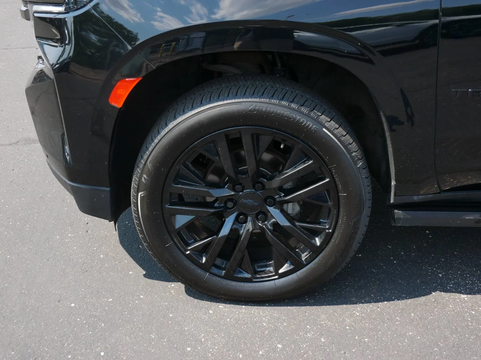 Used 2021 Black Chevrolet High Country image 7