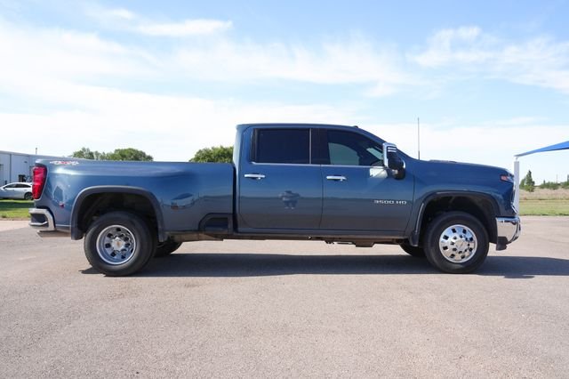 Used 2025 Blue Chevrolet LTZ image 2