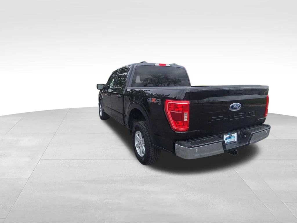 Used 2023 Black Ford XLT image 13