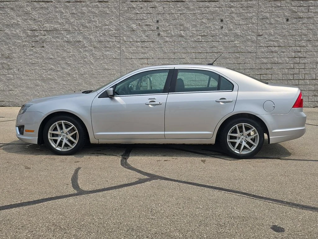 Used 2012 Silver Ford SEL image 10
