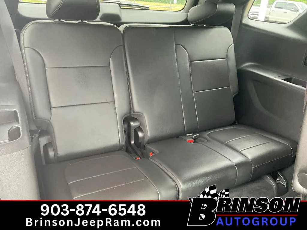 Used 2022 Summit White Chevrolet Premier image 21