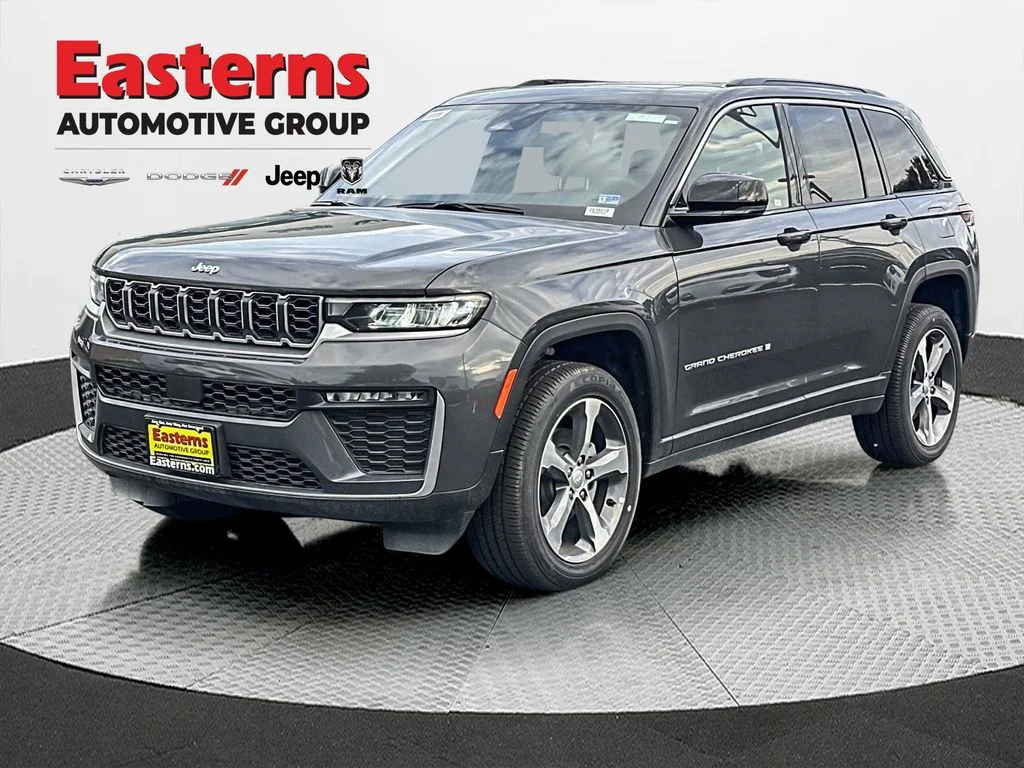 New 2026 Baltic Gray Metallic Clear-Coat Exterior Paint Jeep Limited image 1