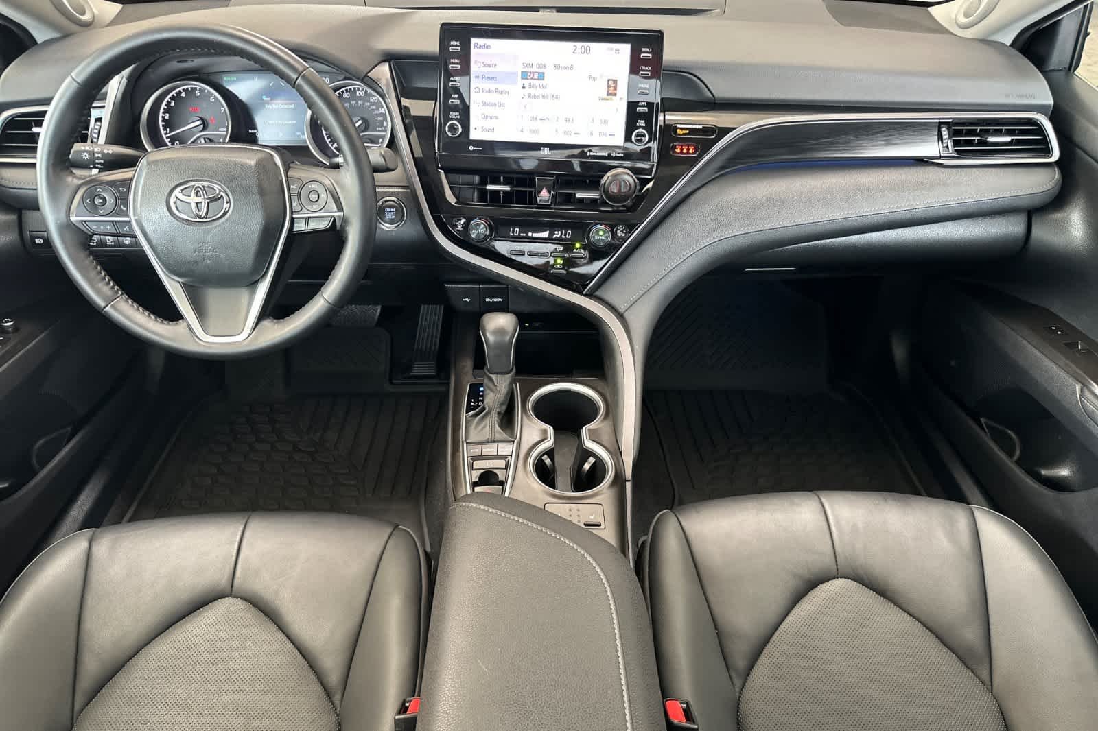 Used 2022 Wind Chill Pearl Toyota XLE image 3