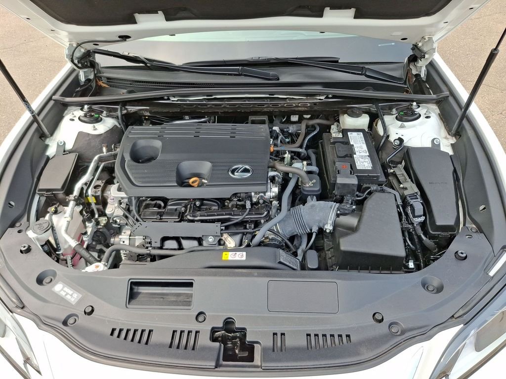 Certified Used 2022 EMINENT WHITE PEARL Lexus 250 image 18