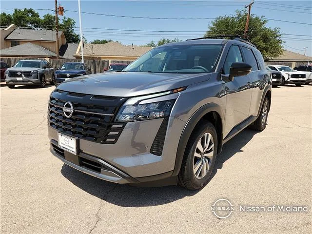 2026 Nissan Pathfinder SL Front-Wheel Drive
