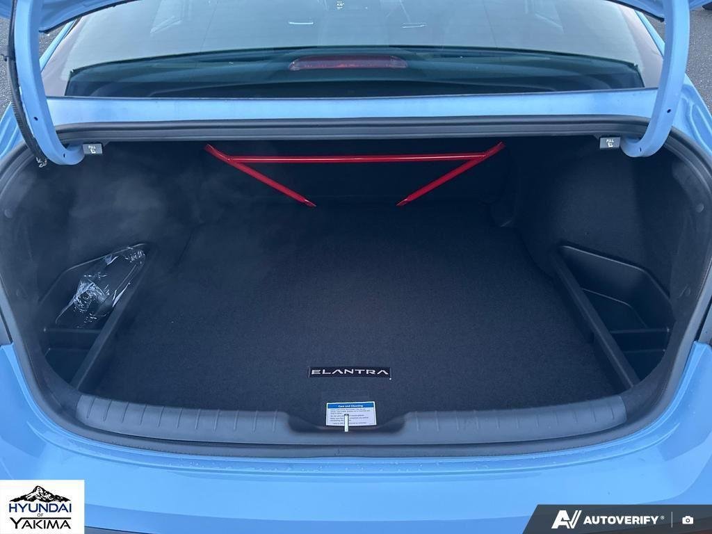 2026 Hyundai Elantra N - Photo 12