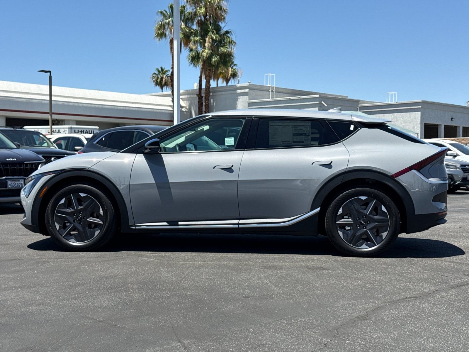New 2026 Wolf Gray Kia LIGHT image 6