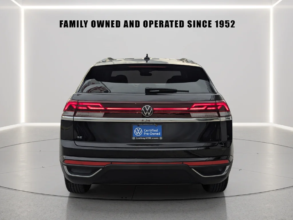 Used 2025 Black Volkswagen 2.0T SE image 6