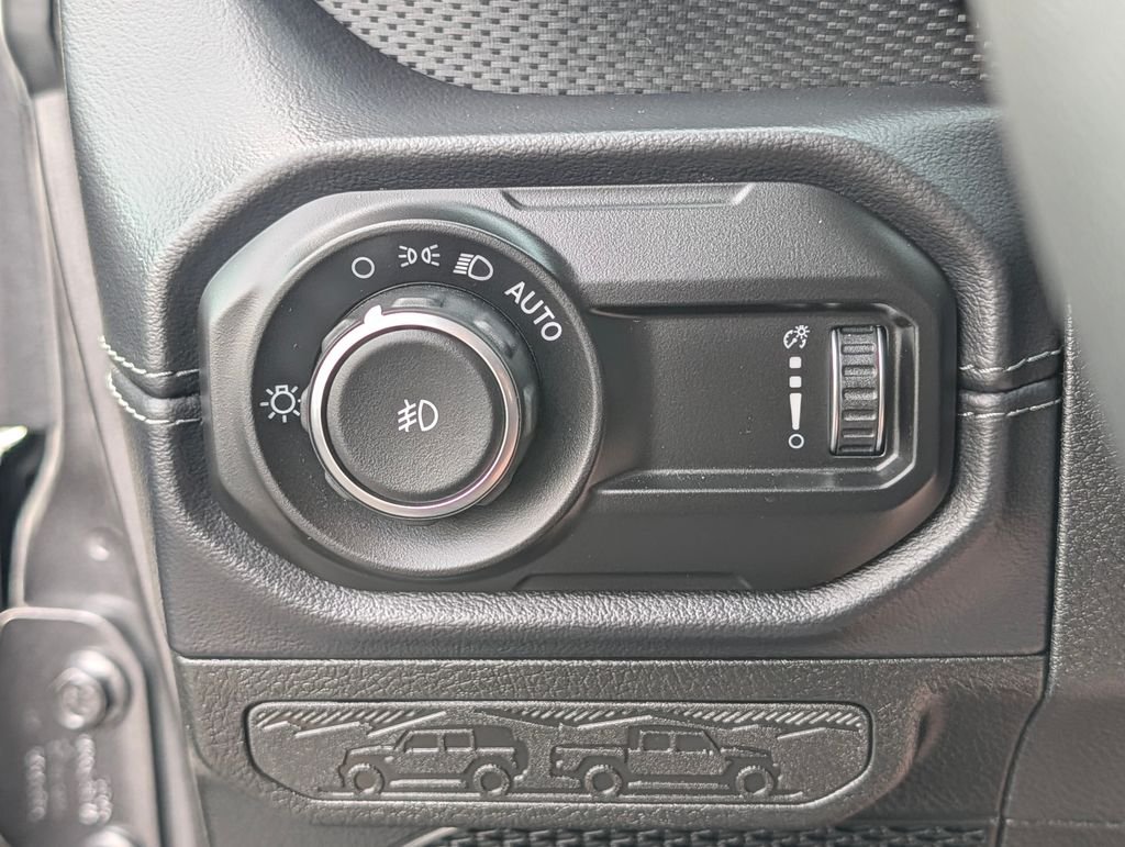 2025 Jeep Wrangler 4-Door Rubicon - Photo 32