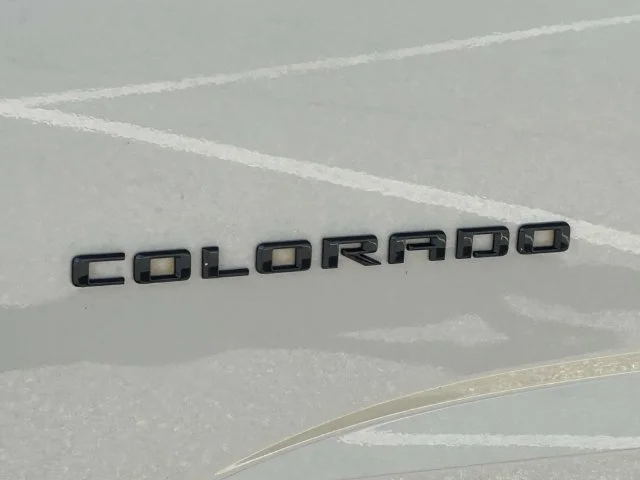 Used 2022 Beige Chevrolet ZR2 image 9