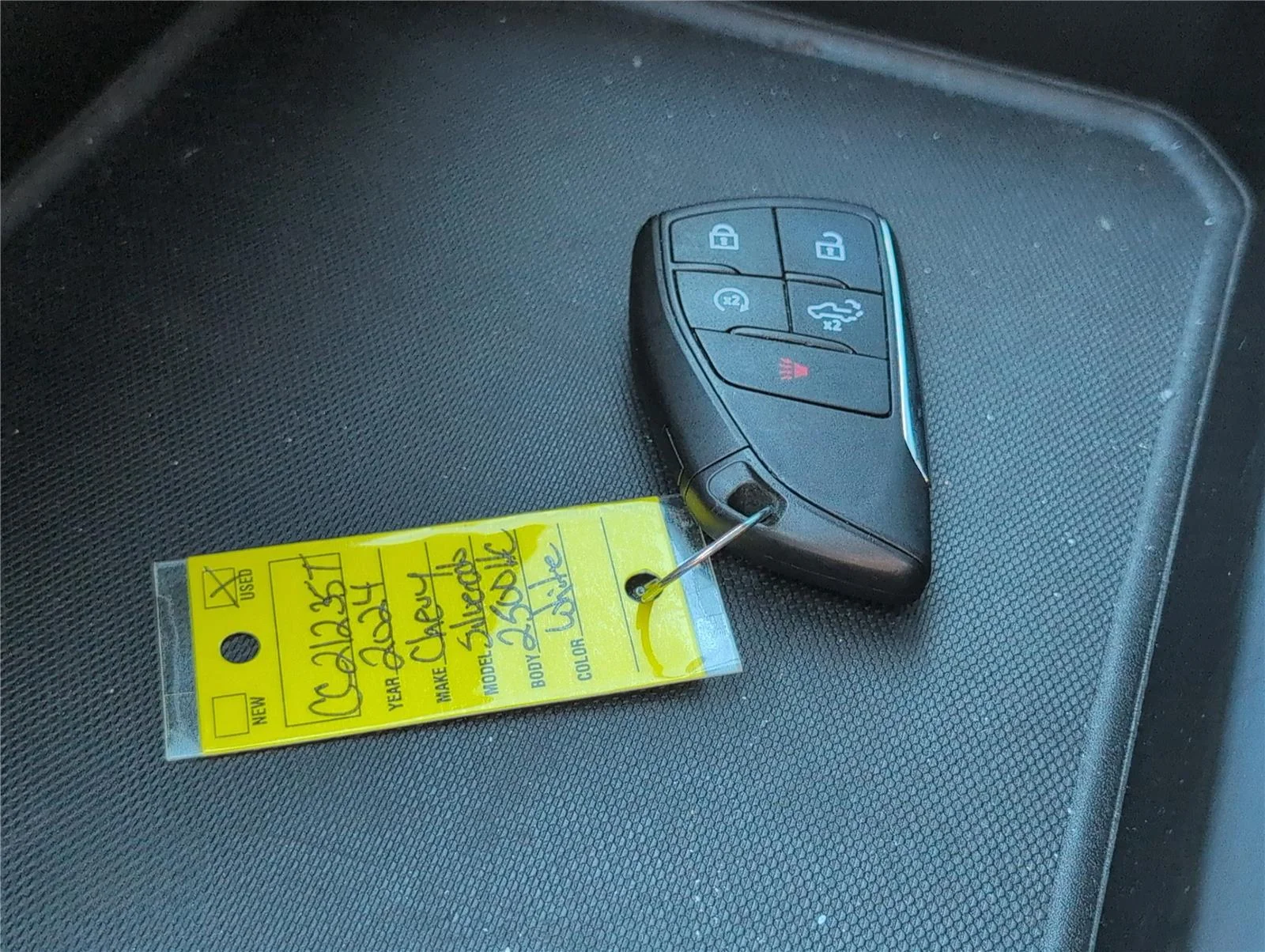 Used 2024 Summit White Chevrolet High Country image 12