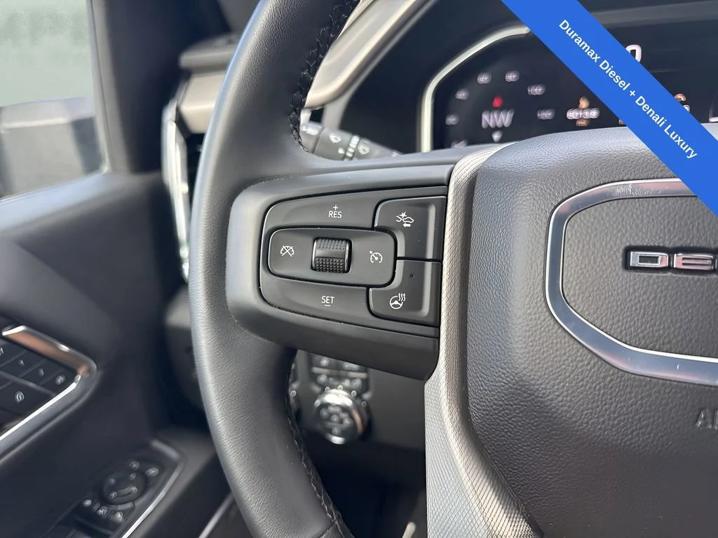 Used 2024 Onyx Black GMC Denali image 19