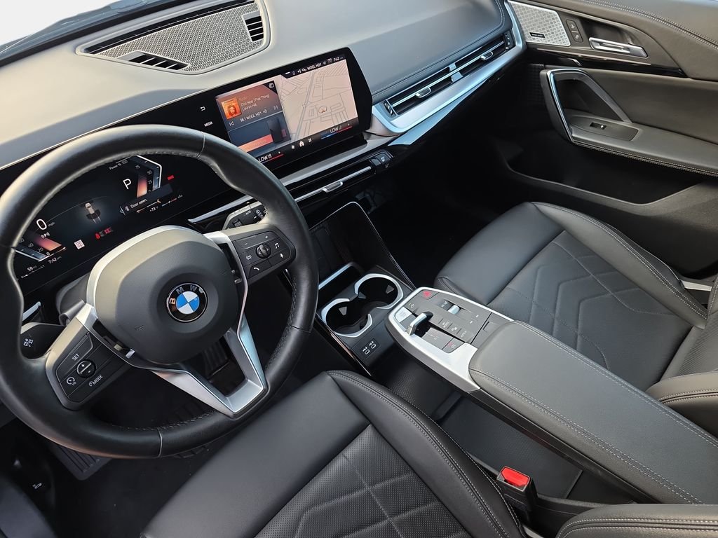 Used 2024 White BMW xDrive28i image 26