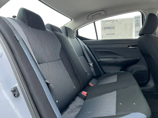 2025 Nissan Versa Sedan SV - Photo 18