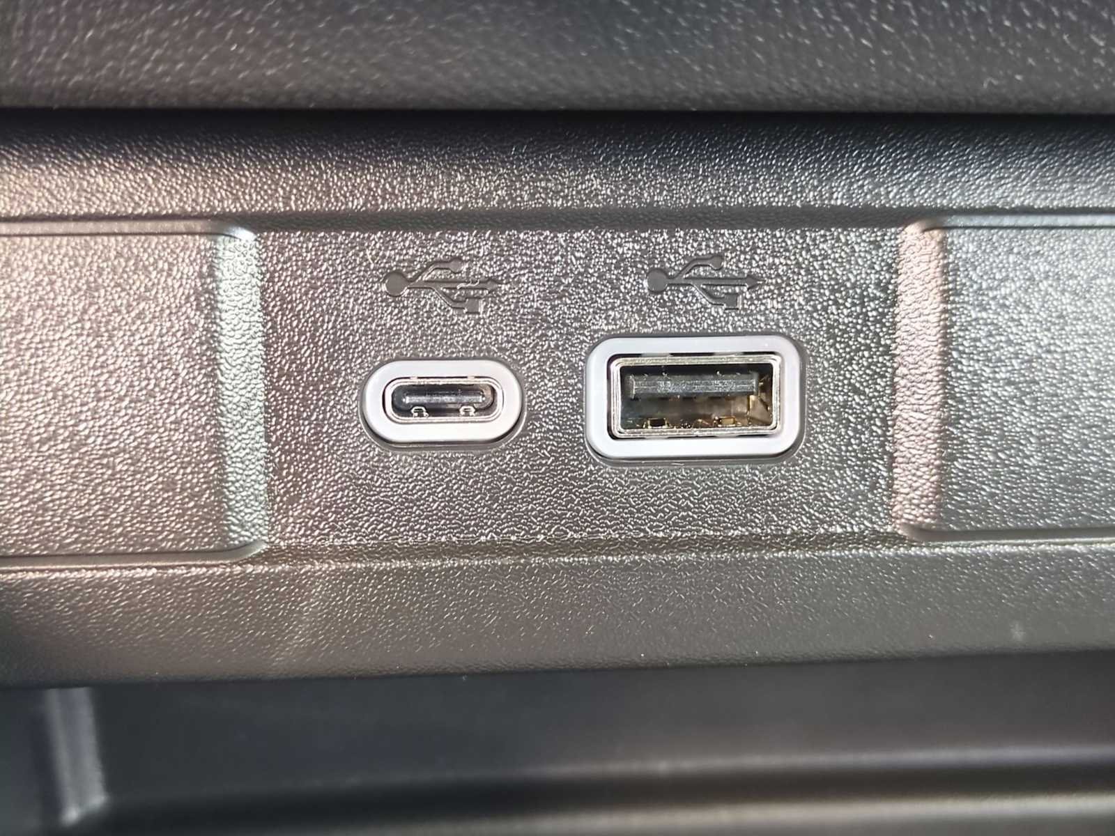 2026 Chevrolet Colorado Z71 - Photo 21
